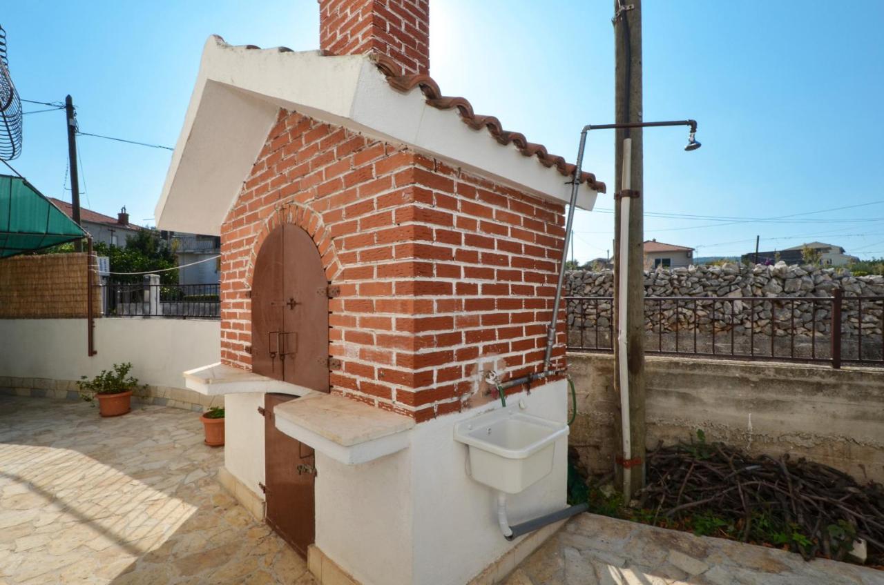 Apartments By The Sea Slatine, Ciovo - 12176 מראה חיצוני תמונה