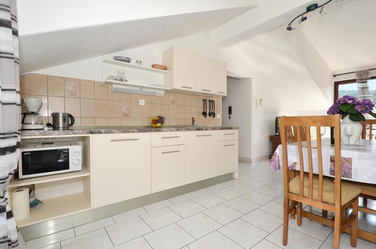 Apartments By The Sea Slatine, Ciovo - 12176 מראה חיצוני תמונה