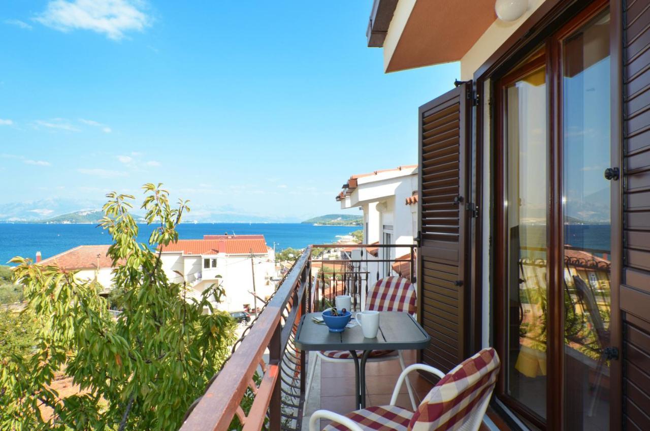 Apartments By The Sea Slatine, Ciovo - 12176 מראה חיצוני תמונה