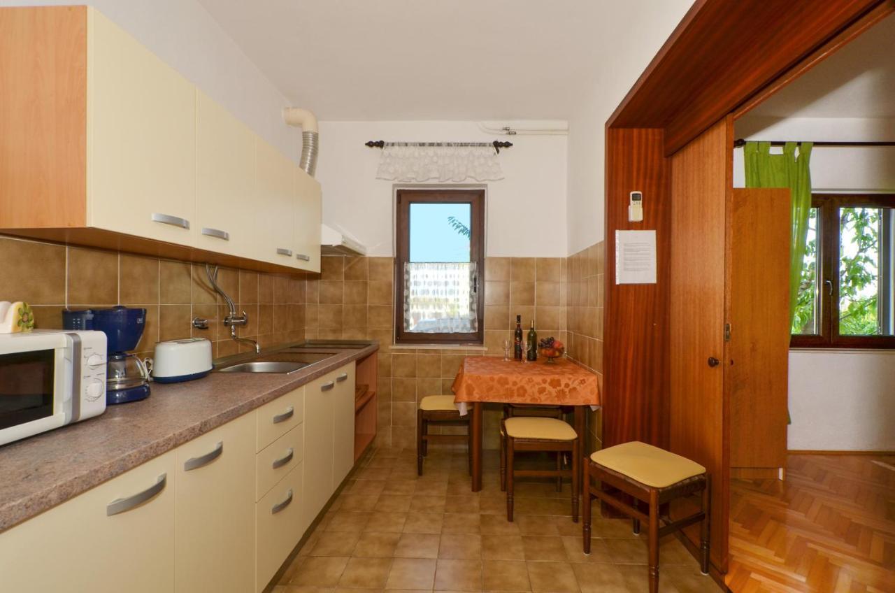 Apartments By The Sea Slatine, Ciovo - 12176 מראה חיצוני תמונה